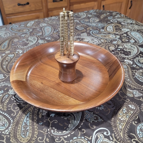 HMQ America Solid Walnut Nut Bowl with tools - Picture 7 of 10